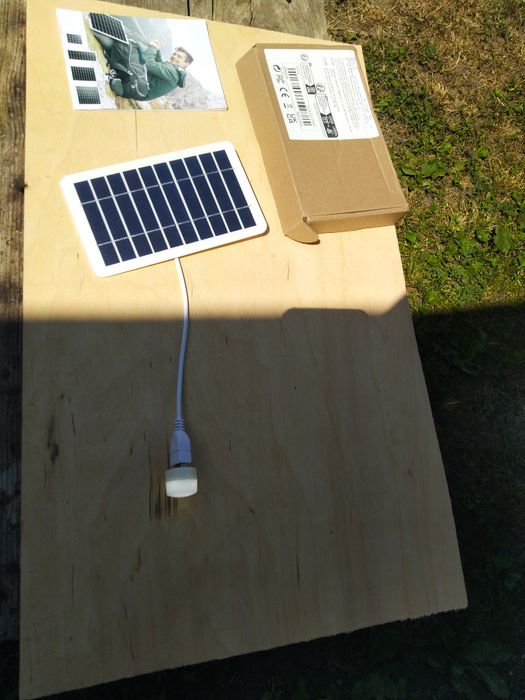 Зарядка від сонця для телефону,планшету,..