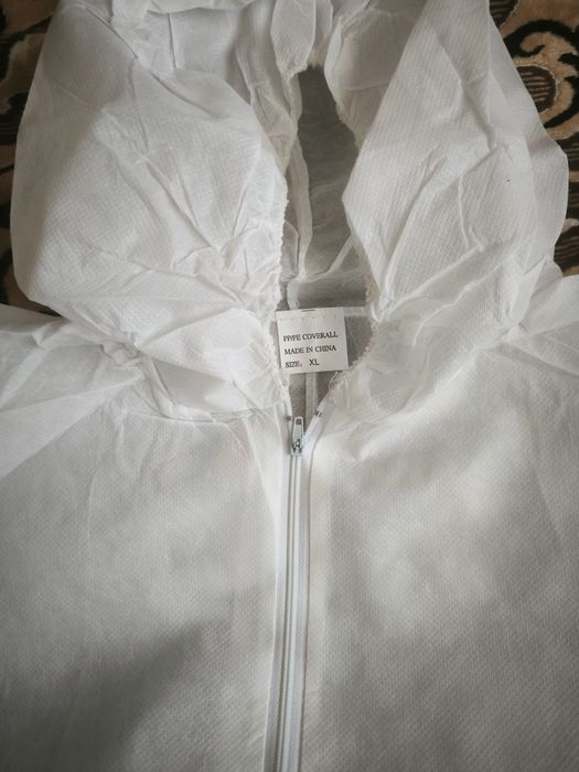 Комбинезон одноразовый