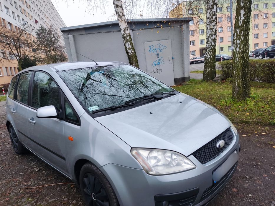 Ford C-Max rodzinny i oszczędny w BDB stanie