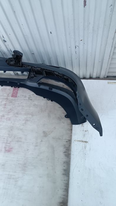 Vendo parachoque de frente Mercedes C class W 204 ano 2011/14
