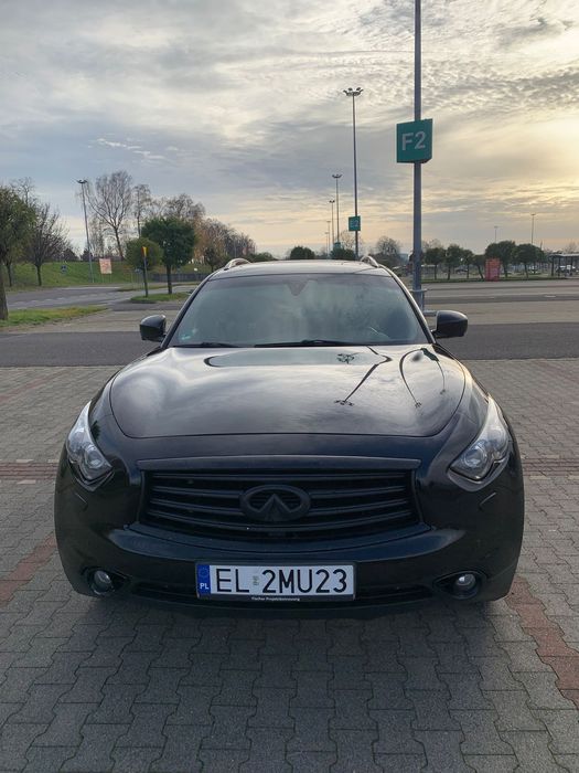 Infiniti QX70