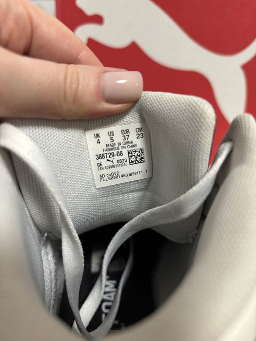 Продам демисезонные ботинки Puma оригинал