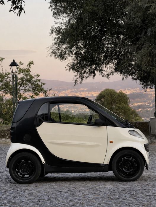 Smart fortwo 450 0.8 CDI sequencial   Gasóleo de 2001