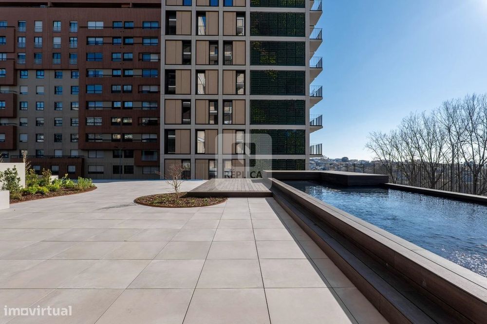 T4 Varanda 17m2 | Ginásio e Lounge Co Work | Pronto a Habitar