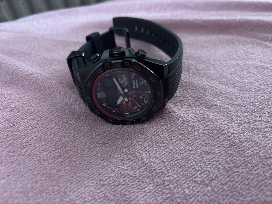 Casio ediface toms editoon bluetooth sapphire stan prawie nowy uzywany kilka razy caly komplet z pudelkiem