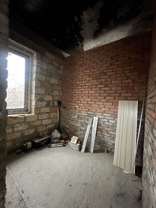 Будинок  біля ріки . Гданцівка