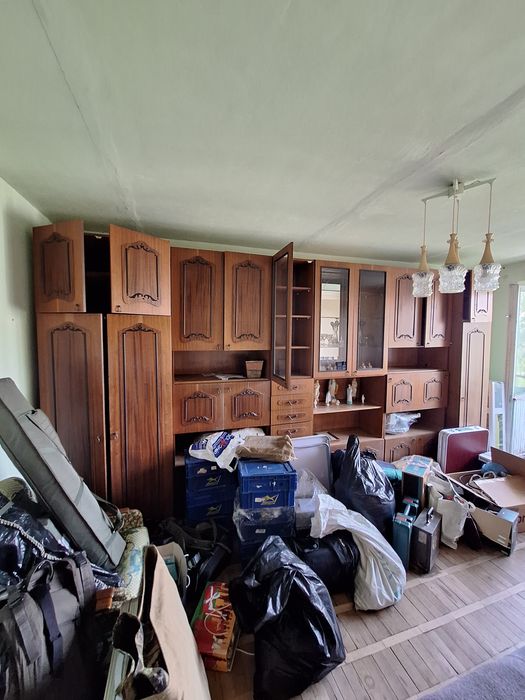 Меблі шафа диван стінка гарнітур