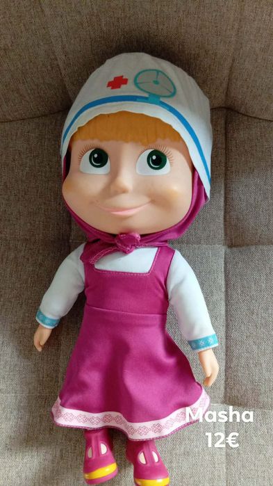 Masha e o urso, casas e peluches