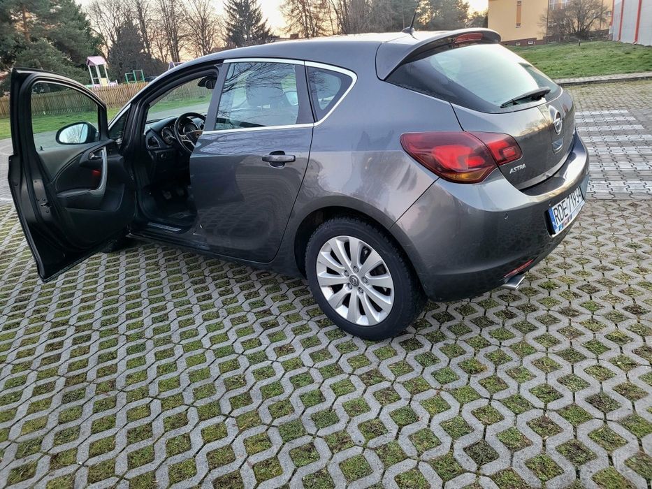 Opel Astra J 2.0