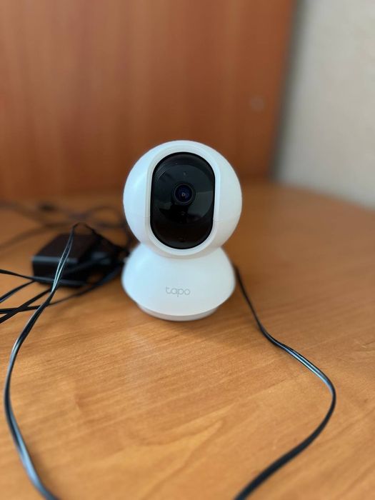 Домашня Wi-Fi камера