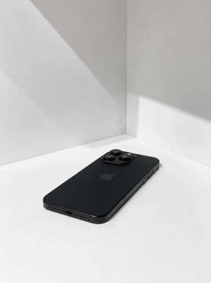 iPhone 16 Pro Max 256GB Titânio Preto | Usado Grade A | Bateria 90%