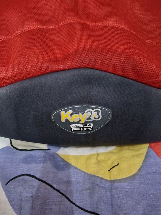 Cadeira auto bebé Chicco completamente nova, usada apenas 1x