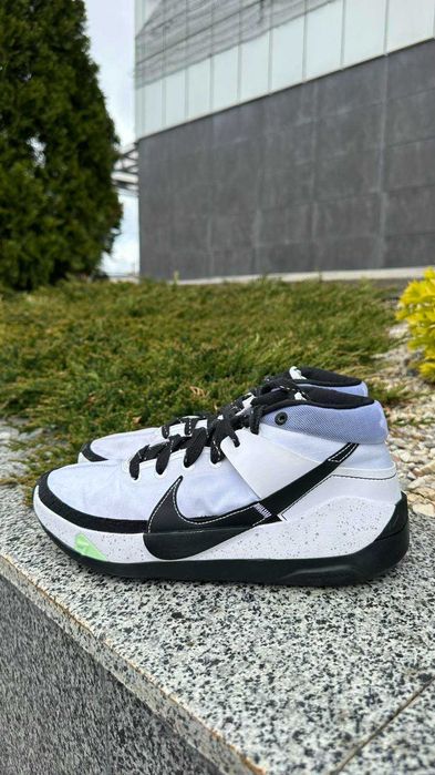 nike kd 13 - купити товари моди та стилю - Ціна на OLX.ua
