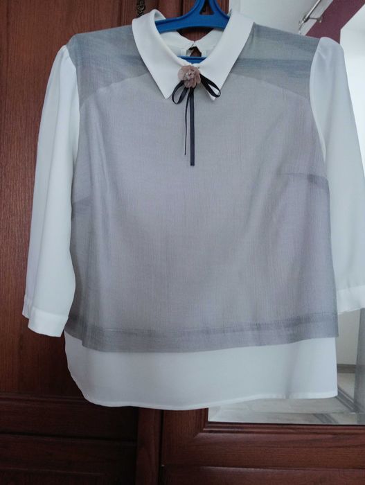 Стильна жіноча блуза