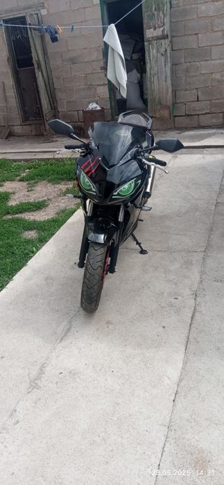 Спорт байк Viper f2