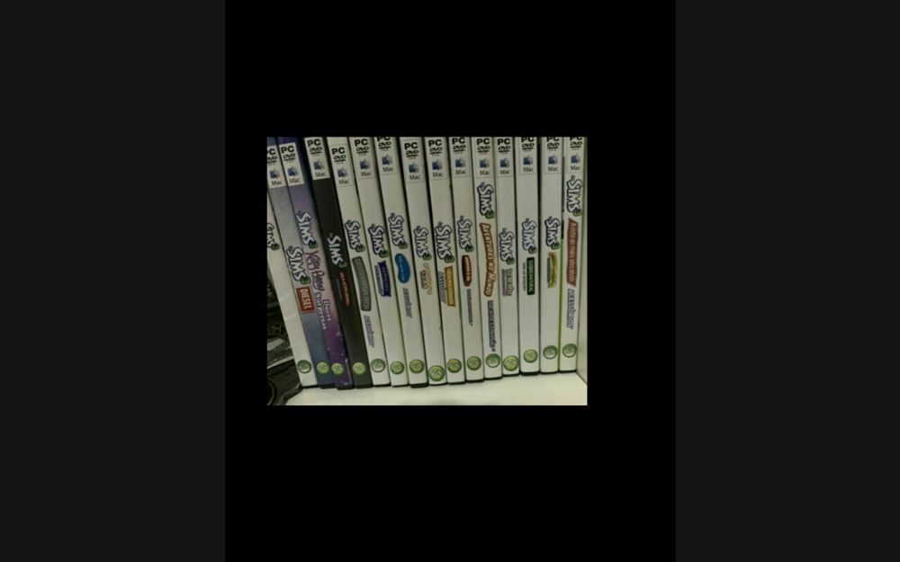 Coleção de 15 jogos sims 3 estão novos 75 euros 5 euros cada