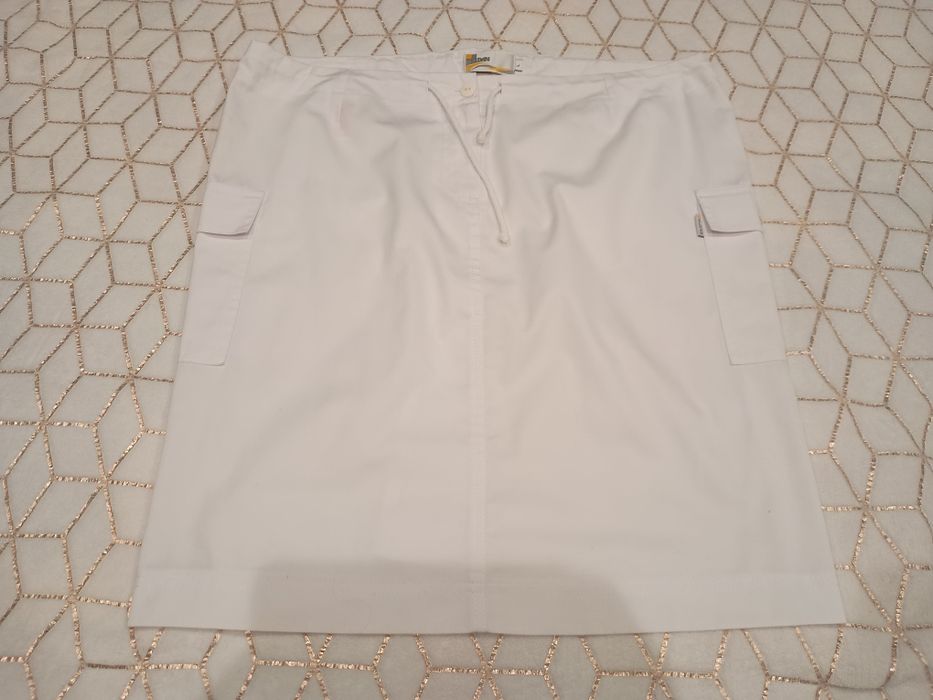 Spódnica medyczna biała - ciążowa lub dla figury jabłko