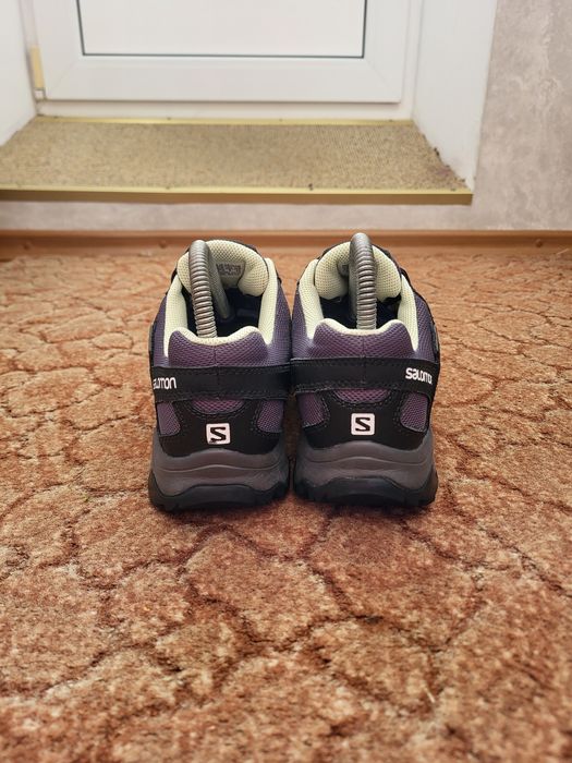 Оригинальные женские кроссовки Salomon Gore-tex