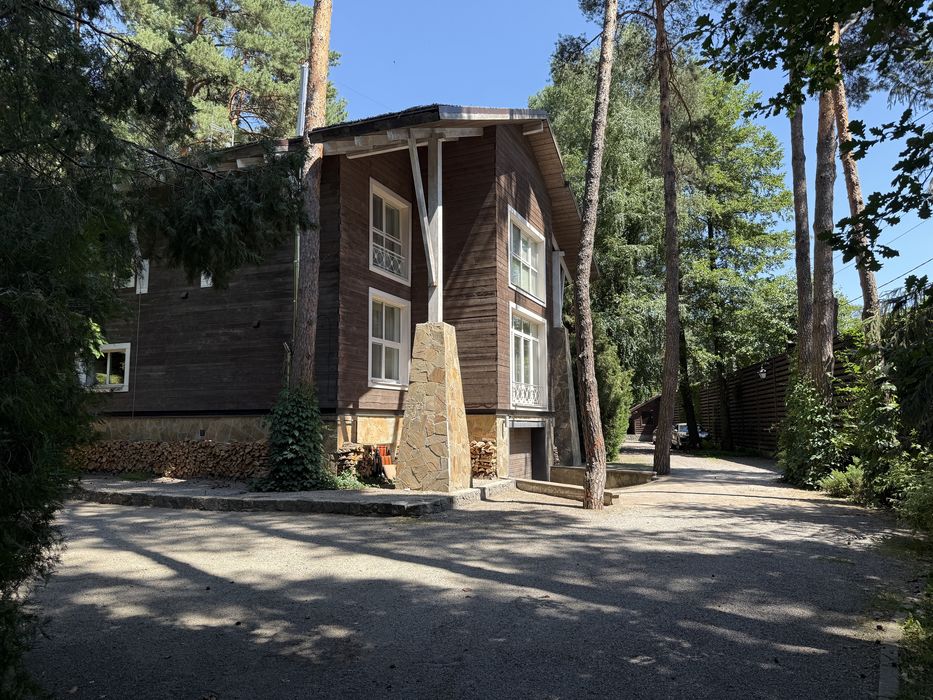 Дом 300 кв.м, Романков, Закрытый КГ, Бассейн