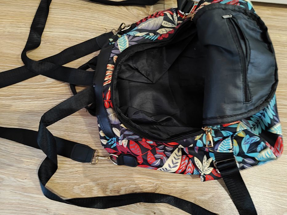 Używany plecak antykradzieżowy