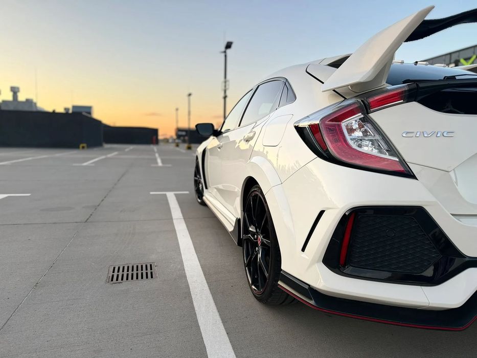 Honda Civic HONDA CIVIC TYPE R FK8 Championship White