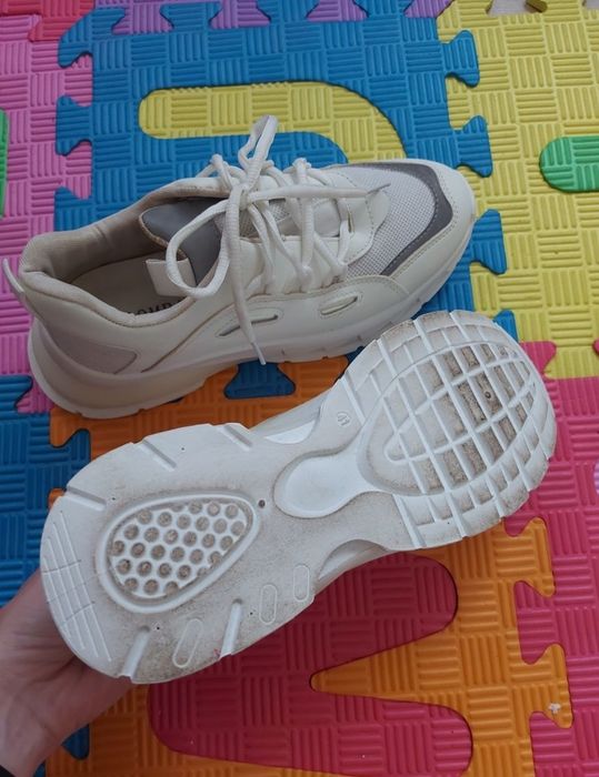 Кросівки жіночі, 41 розмір