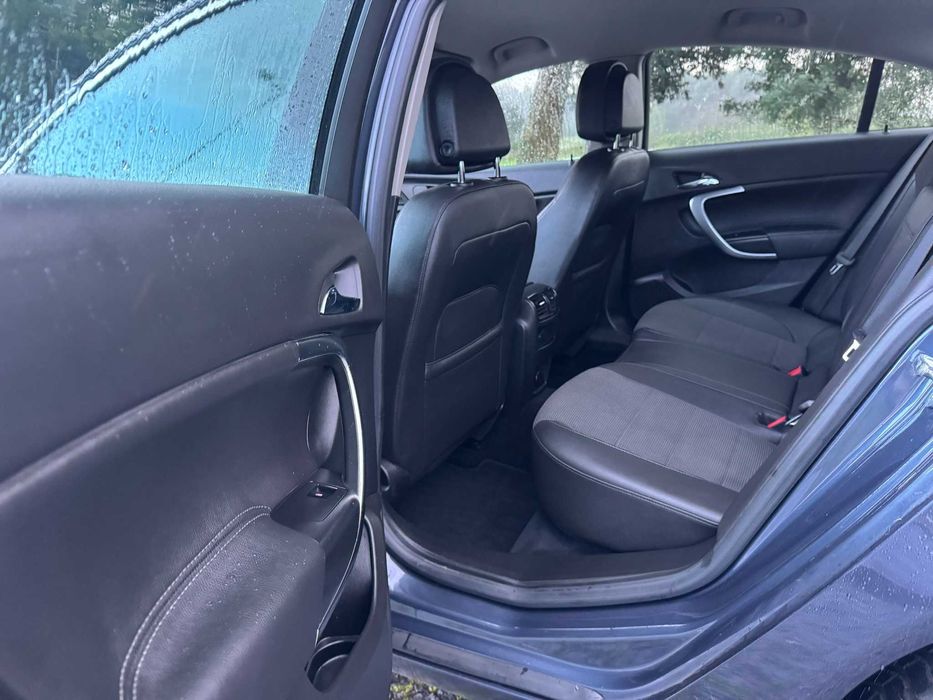 Opel Insignia 2.0 CDTI Caixa Automática 130.000 km