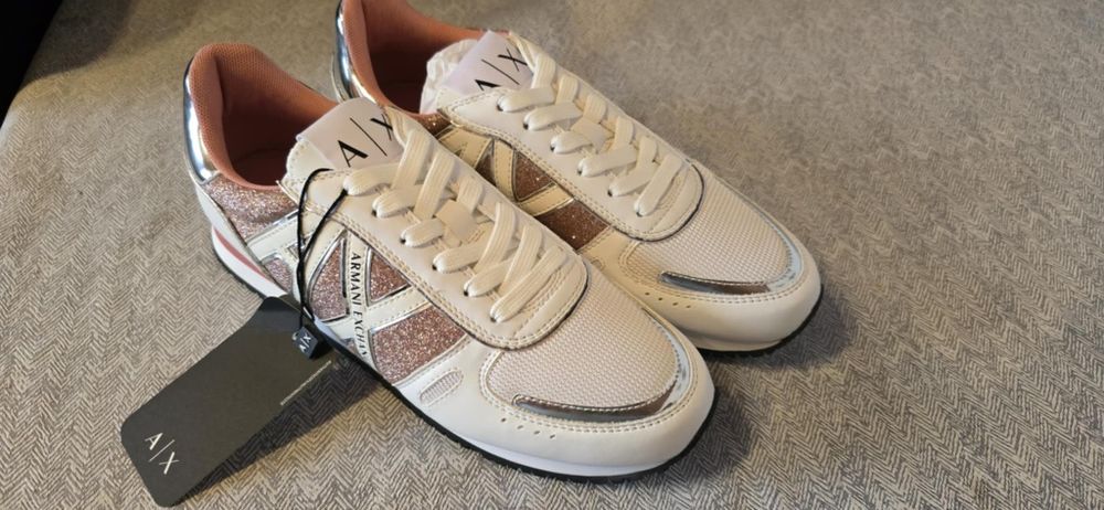 Nowe orginalne ubrania