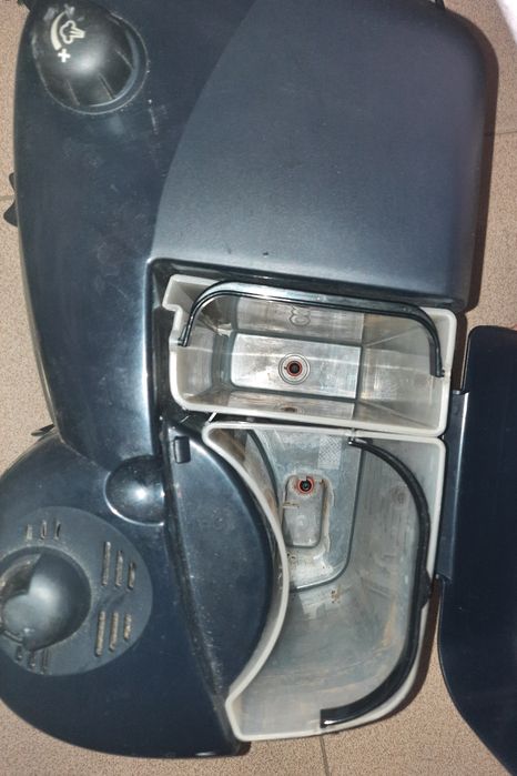 Maquina de Café Expresso e café de cafeteira Delonghi