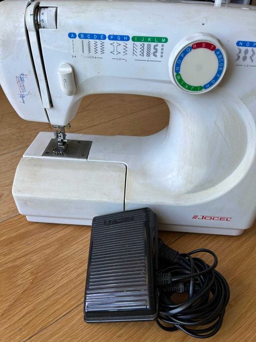 Máquina de Costura Jocel
