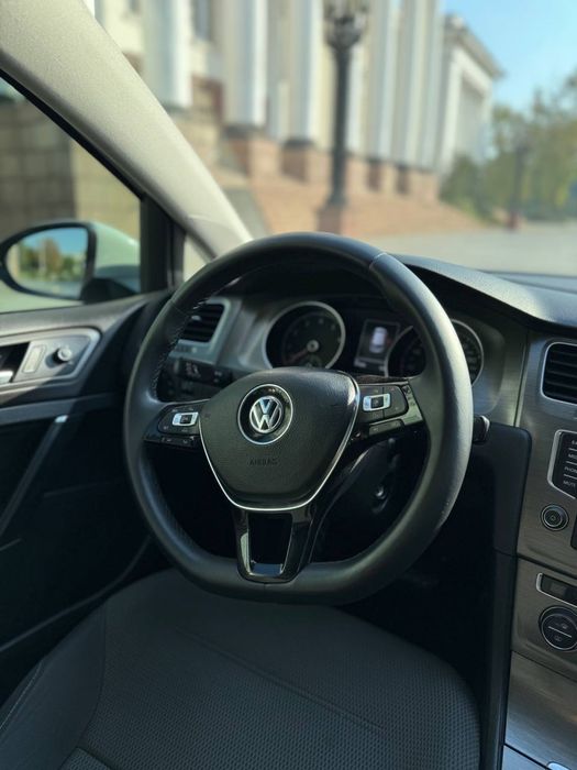 Volkswagen Golf 2013