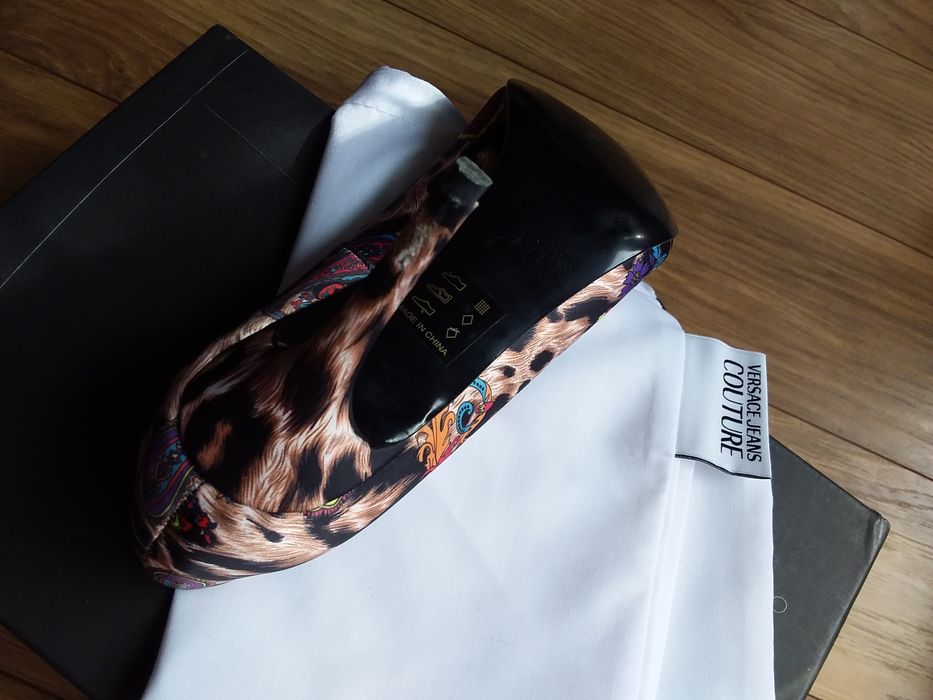 Szpilki Versace Jeans Couture Chloe