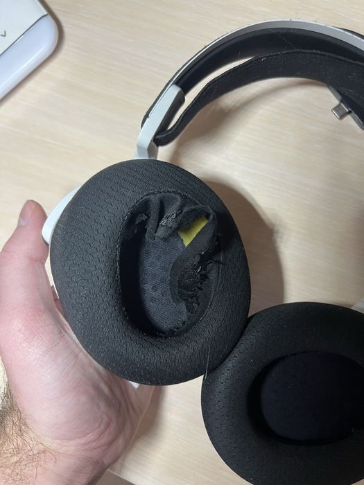 Ігрові навушники SteelSeries Arctis 7+ Wireless White