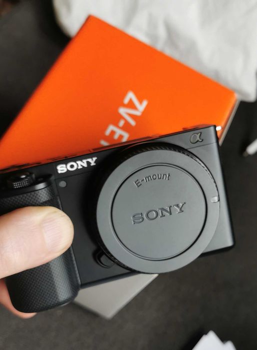 sony zv e10 - купити фототехніку, відеотехніку - Ціна на OLX.ua