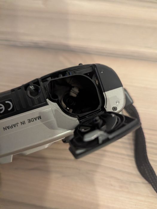 Olympus newpic AF200