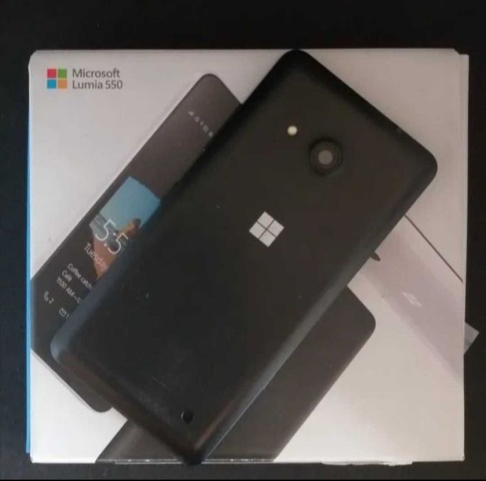 Microsoft/Nokia Lumia 550 - pełen komplet.
