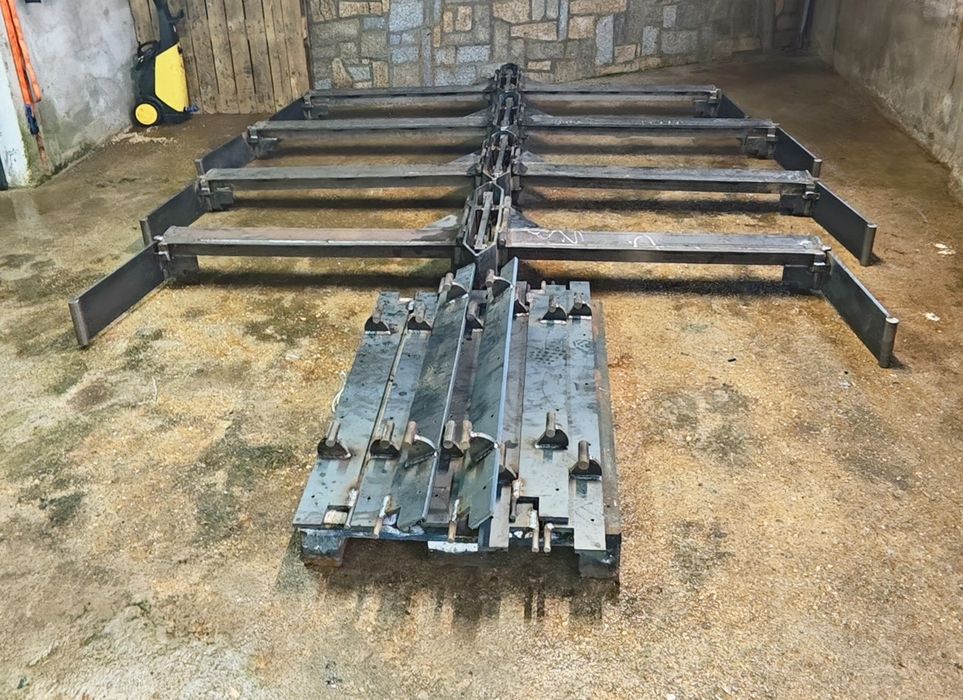 Rodos de vacaria novos.