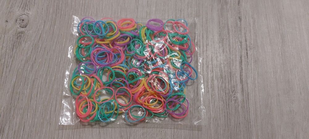 Gumeczki do włosów do warkoczyków różnokolorowe