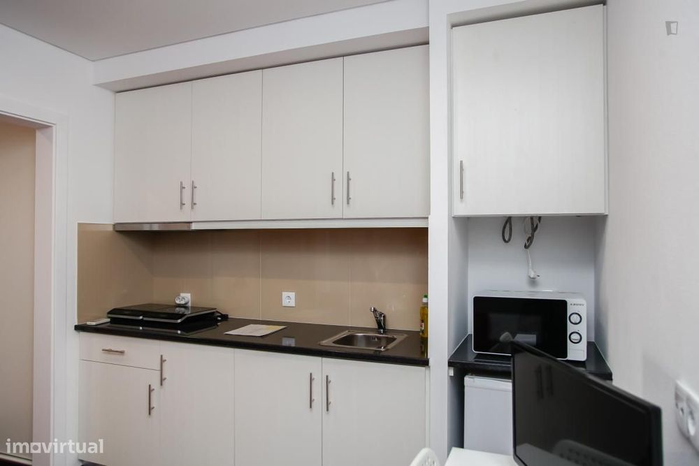 Apartamento com 1 quartos - localizado em  Coimbra