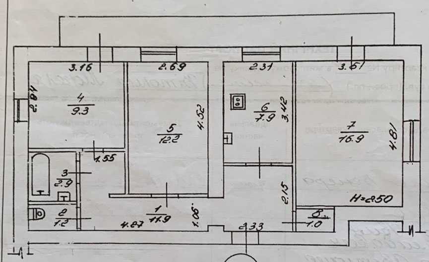 3 кімнатна квартира в Рівному, цегляний будинок