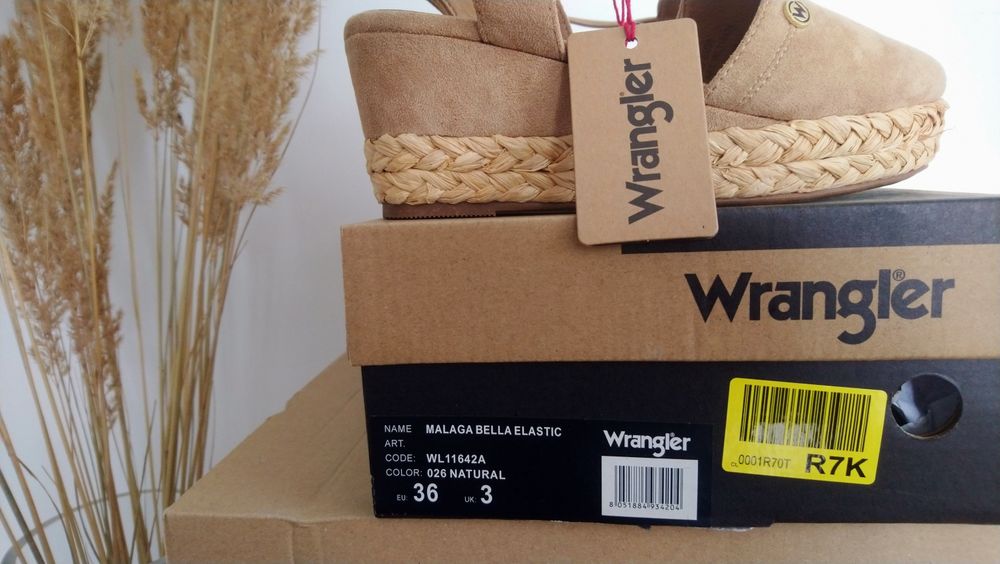 Nowe sandały Wrangler 36