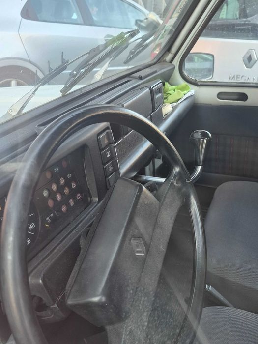 Renault 4 GTL - Um Clássico Icónico (Ideal para Restauro)