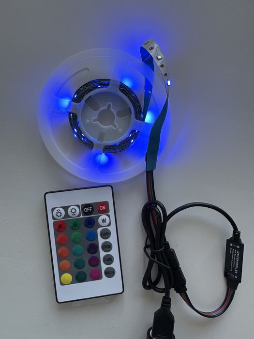 LED стрічка 2м RGB 5V USB