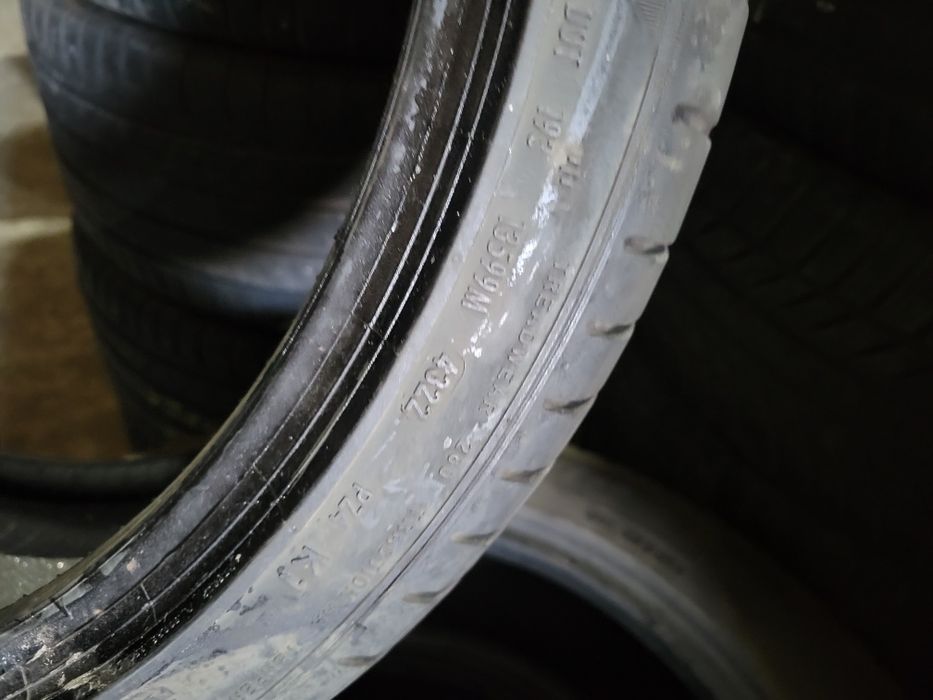 255/35R21 Pirelli P-Zero Tesla model y performance