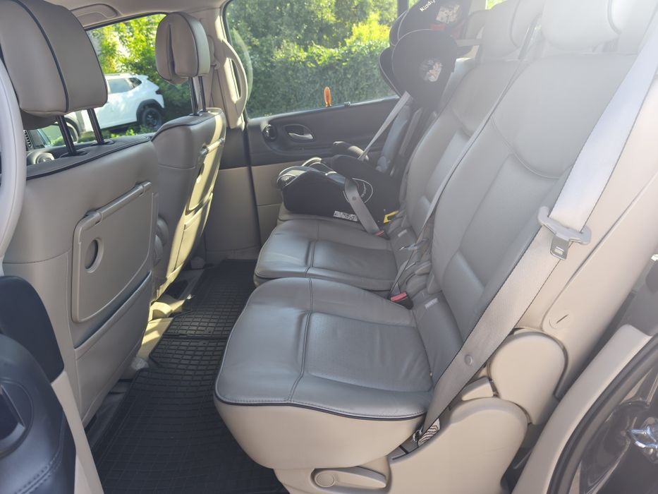 Renault Grand Espace Initiale Paris
