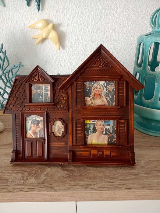 Moldura original em formato casa. Entrega Setúbal ou envio por CTT