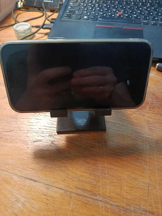 Підставка під телефон, Тримач телефона