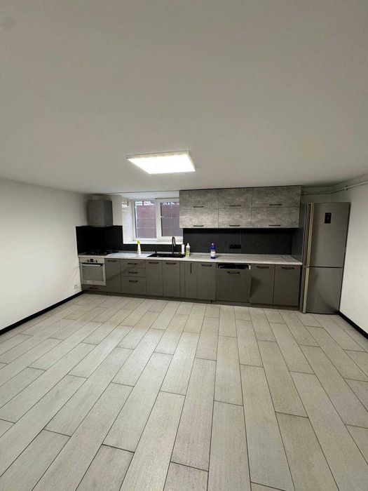 Здам будинок можна жити і працювати