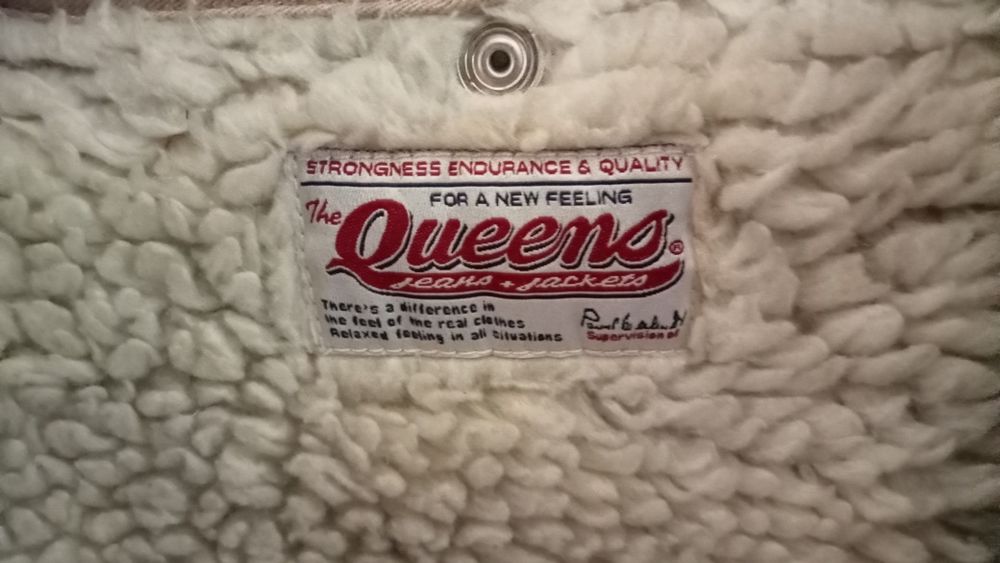 Casaco vintage da marca Queens