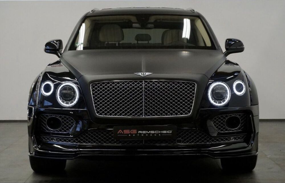 BENTLEY Bentayga 2016
